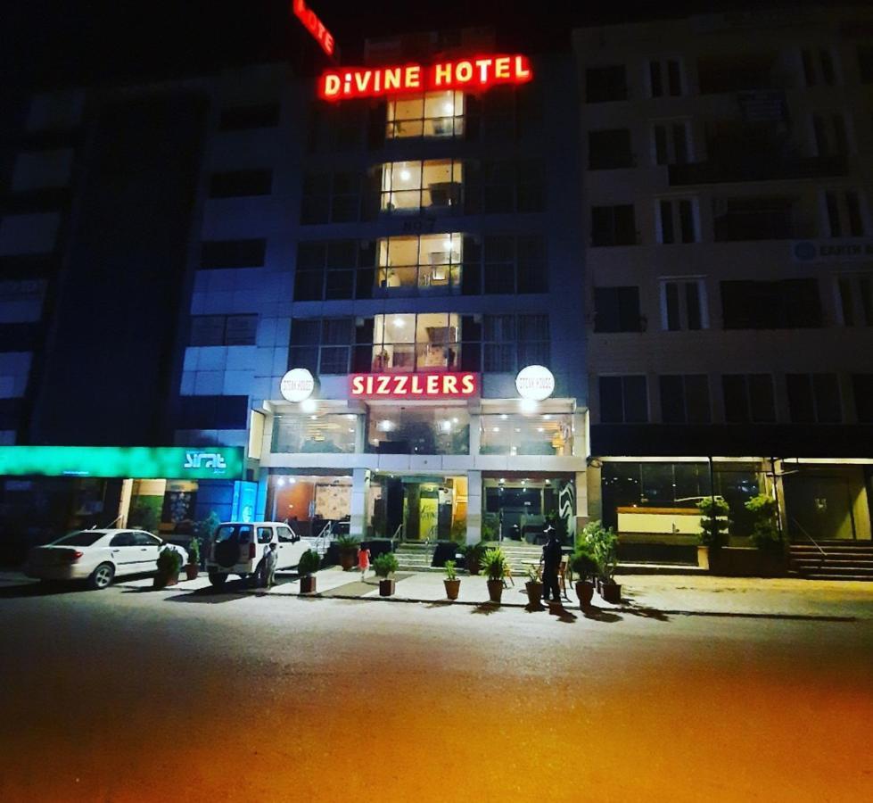 Divine Hotel Ραβαλπίντι Εξωτερικό φωτογραφία